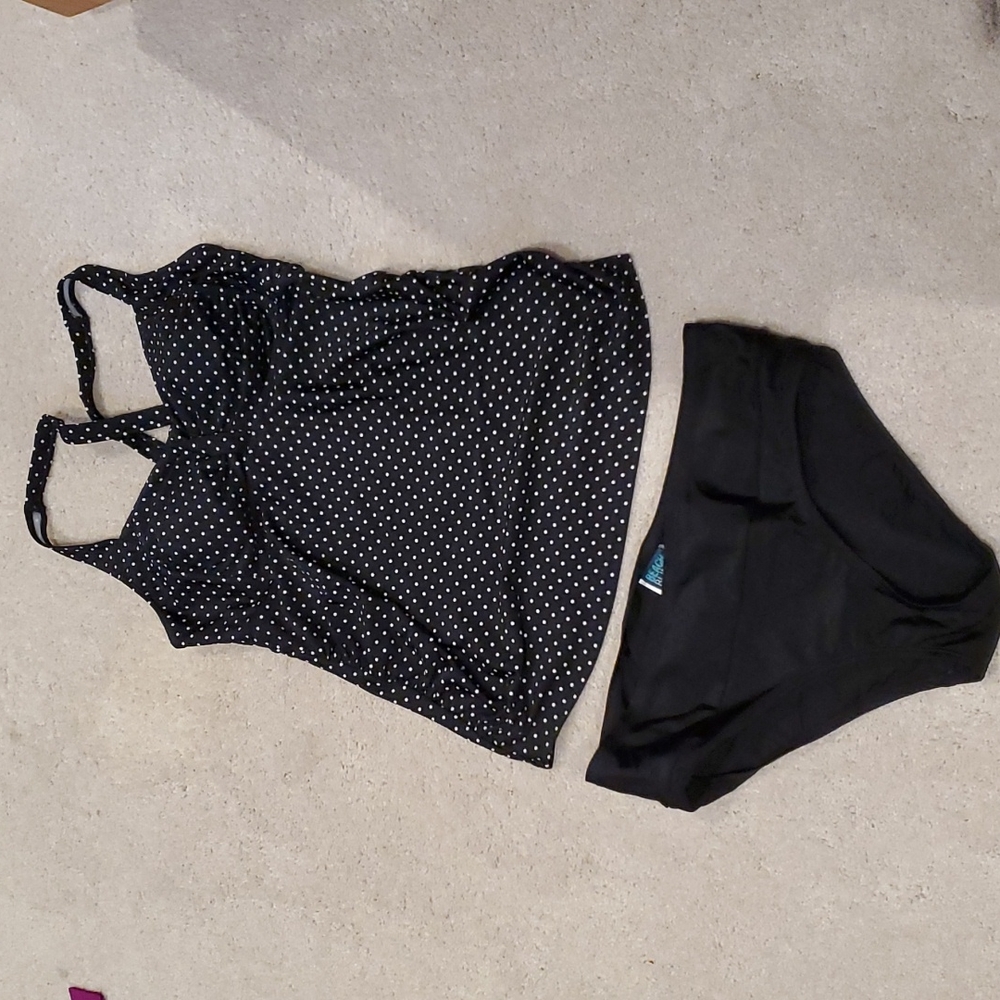 Motherhood Maternity tankini swimsuit
